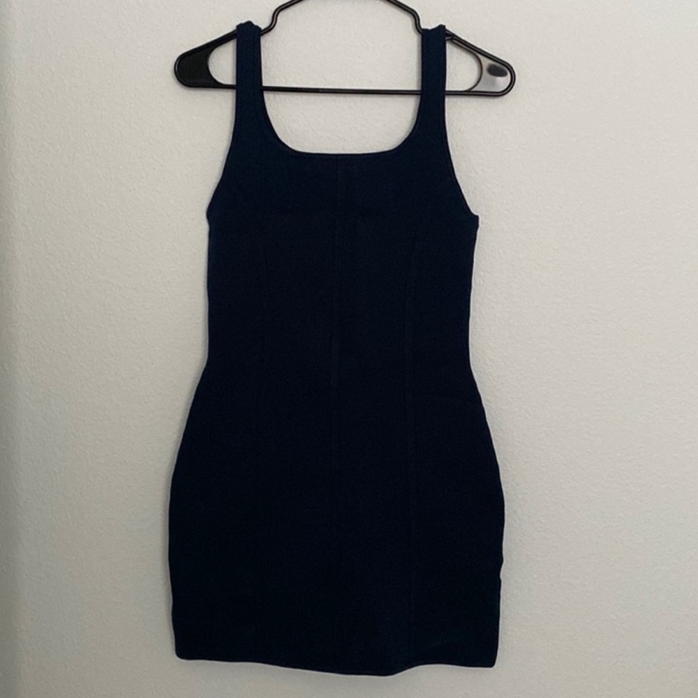 Aritzia Babaton sculpt knit mini dress
